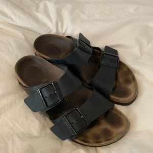 Black Birkenstocks 37